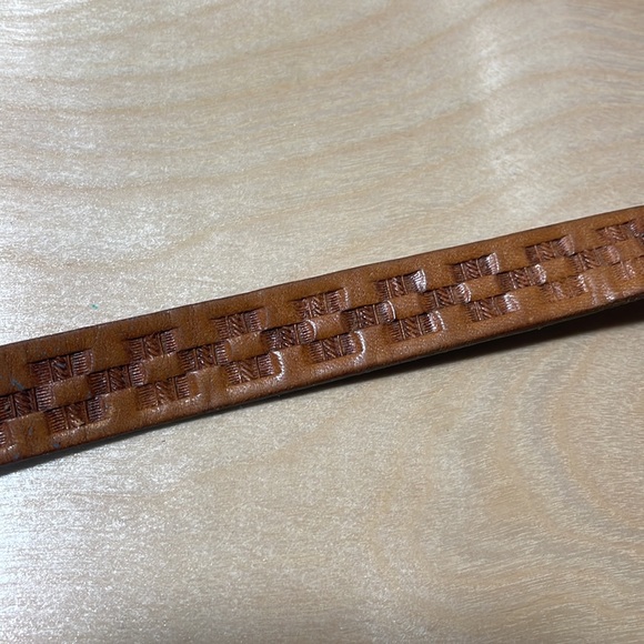 Vintage Floral Tooled Leather Purse - Picture 9 of 16